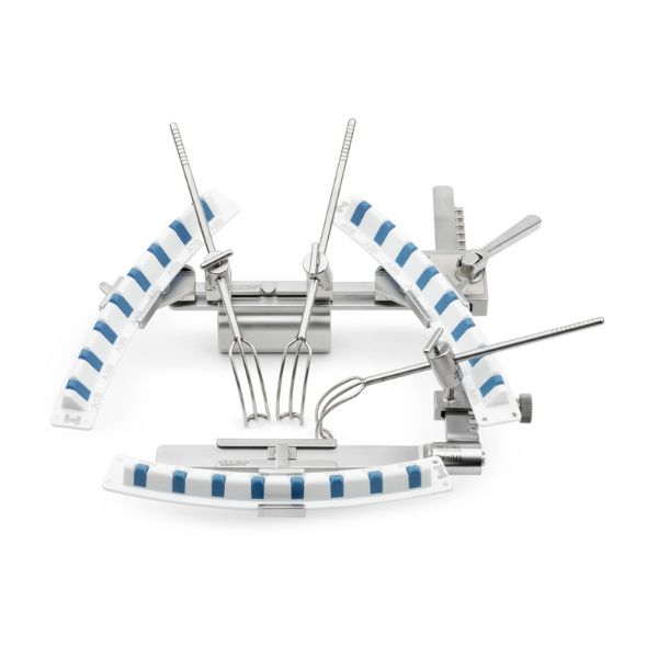 Retractor Multi Disciplinar TRI AS para Cirugia Cardiaca Vavular y Coronaria