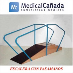 Escalera con pasamanos